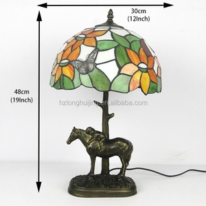 Lámparas de Mesa Tiffany Retro LongHuiJing con Diseño de Caballo, Pantalla de Vitral Antiguo con Forma de Girasol, Lámparas de Escritorio Hechas a Mano con Diseño de Animales, Estilo Vintage - Product Image 5
