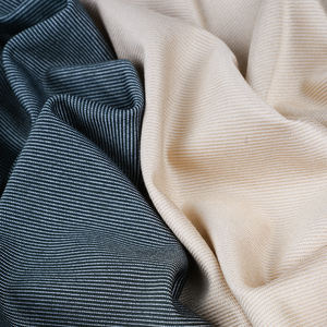 قماش HD8503 غني بالقطن وقابل للتنفس، مثالي للملابس المستوحاة من الدنيم في فصلي الخريف والشتاء - Product Image 3