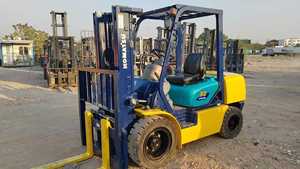 מלגזה קומטסו 3 טון מנוע דיזל משומשת 1000 מ\\\"מ 160 מ\\\"מ תורן חד-שלבי 1220 מ\\\"מ 1500 מ\\\"מ 2440 מ\\\"מ סיבוב - Product Image 2