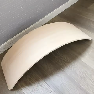 Tabla de equilibrio oscilante curvada de madera multifuncional para niños para ejercicio y funcionalidad corporal a la venta - Product Image 2