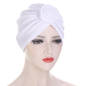 Turbante de <span class=keywords><strong>caracol</strong></span> a rayas de moda multicolor de alta calidad, gorra Hijab sólida musulmana circular para mujer - Product Image 4