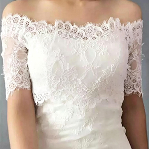 <span class=keywords><strong>Bolero</strong></span> <span class=keywords><strong>bianco</strong></span> in pizzo con ciglia, a spalle scoperte, con maniche al gomito e cut-out a goccia, corto, copricostume da sposa per <span class=keywords><strong>donna</strong></span> - Product Image 1