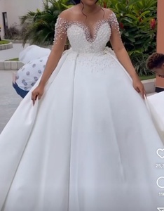 S4724F 2025 Luxury Women's Wedding Dress Elegant Style With Shoulder-Length Detachable Train High Quality Long 2-in-1 Tail - Product Image 3