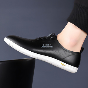 I3OPA รองเท้าลำลองหนังสีขาวสำหรับผู้ชาย พื้นรองเท้านุ่ม รองเท้าสำหรับใส่ทำงานในสำนักงาน สไตล์วัยรุ่น ดีไซน์ระบายอากาศได้ดี - Product Image 4