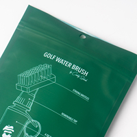 Pochette autoportante à finition mate avec trou de suspension, résistante aux déchirures, sac en plastique personnalisé pour l'emballage d'accessoires sportifs