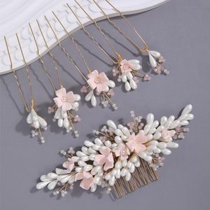 Ensemble de <span class=keywords><strong>coiffure</strong></span> de <span class=keywords><strong>mariée</strong></span> en fleurs d'argile rose blush et perles, accessoires de mariage floraux, peigne et épingles - Product Image 2