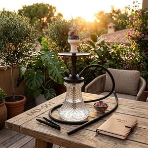 Juego de Cachimba Portátil de Vidrio Tallado Transparente con Base de Metal y 2 Mangueras para Uso en Salón, Bar o Casa - Product Image 3