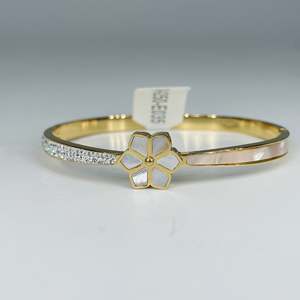 BBBA-0069 กำไลข้อมือแฟชั่น อุปกรณ์เสริมที่หรูหราและมีสไตล์สำหรับผู้หญิง - Product Image 1