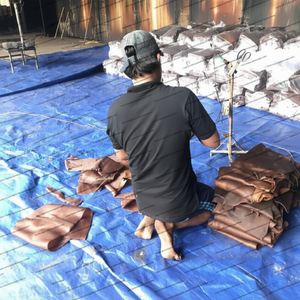 Feuilles fumées côtelées de qualité supérieure (RSS3) en caoutchouc naturel importé du Vietnam - Product Image 1