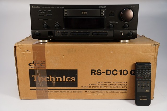 RS-DC10 DCC Cassette Deck with Remote Digital Recorder