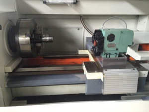 <span class=keywords><strong>Tour</strong></span> <span class=keywords><strong>à</strong></span> fileter CNC <span class=keywords><strong>à</strong></span> lit plat horizontal automatique <span class=keywords><strong>à</strong></span> usage intensif CKG1322A Vente directe d'usine - Product Image 5