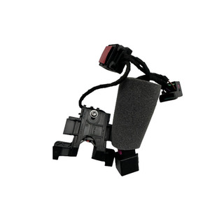 สวิตช์ไมโครสวิตช์ 5Q0 713 128A 5Q07131 เหมาะสำหรับรถ Skoda Beetle และ Skoda SEAT - Product Image 1