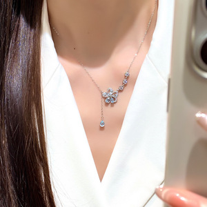 สร้อยคอเงินแท้ S925 ประดับพู่ดอกไม้ห้ากลีบ พร้อมอัญมณีโทแพซสีธรรมชาติ ของขวัญสำหรับแฟนสาว เพื่อนสนิท - Product Image 4