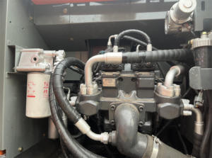 L'excavatrice Zx200-3G de Hitachi en vente a employé 20ton Digger Isuzu moteur d'occasion de composants de noyau de condition moteur inclus - Product Image 2