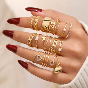 30PCS/Set Trendy Gold Love Heart Leaf Pearl <b>Ring</b> Set for Women Jewelry Punk Diamond <b>Crystal</b> Rhinestone Stackable <b>Rings</b> - Product Image 3