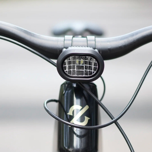 Kit de Faro Delantero Inteligente para Bicicleta Eléctrica Amflow (luz + Soporte de Montaje) - Product Image 5