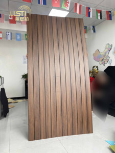 Paneles Acústicos Absorbentes de Sonido de Fieltro PET con Diseño de Madera Ranurada, Diseñados para la Silenciosidad - Product Image 1