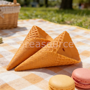 Figurine réaliste de cornet de gaufre et de crème glacée, en plastique PVC écologique, coque imitation croquante, décoration alimentaire factice réaliste, motif cœur - Product Image 5