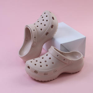 Sabots Cloud Kids à bout fermé antidérapants blancs, roses, noirs, kaki, à enfiler, chaussures d'été de plage pour filles, tailles 28, 30, 32, 34, 36, 38 - Product Image 1