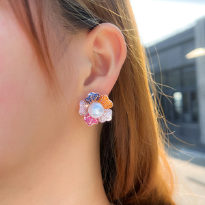 Orecchini a Perno Multicolore con Zirconi Cubici, Orecchini a Fiore con Perla per Donna, <span class=keywords><strong>Gioielli</strong></span> da Festa Placcati in Oro Rosa - Product Image 3