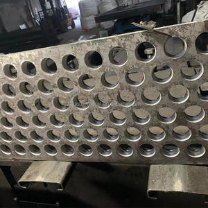 Zware Perforatiebeschermplaat - Veiligheidsbarrièreoplossing voor hoogwaardige omheiningen & machinebeschermingen - Product Image 6