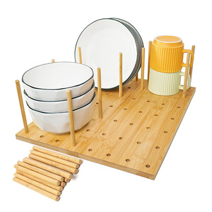 ชั้นวางจานไม้แบบปรับได้ พร้อมช่องเก็บของแบบ Pegboard สีไม้ธรรมชาติ ขนาด 15x30 ซม. - Product Image 2