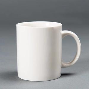 Tazas de café de cerámica blanca con logotipo personalizado OEM y ODM, tazas de té de cerámica creativas personalizadas para oficina. - Product Image 5
