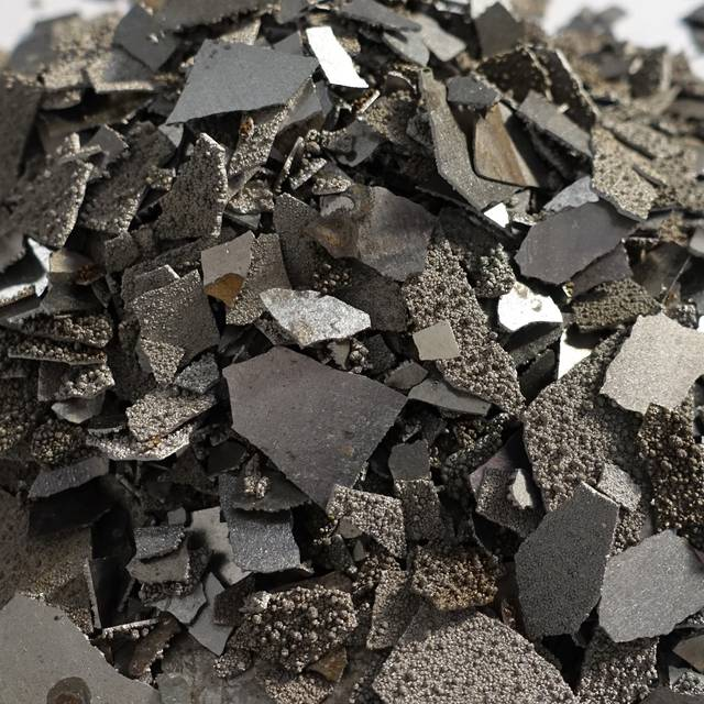 Manganese Flake Electrolytic Manganese Mn 99.7