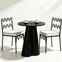Table de salle à manger extérieure et table basse en métal noir au design moderne, nouvelle collection, fabriquées en usine