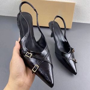 รองเท้าส้นสูงแฟชั่นยุโรปแบบสวมเปิดส้นสำหรับผู้หญิง ดีไซน์ใหม่ ขายดี ส้นสูงสวยหรู - Product Image 1