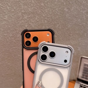 Funda Magnética Transparente Mate de Lujo a Prueba de Golpes con Carga Inalámbrica para iPhone 17 Air 16 15 14 13 12 11 Plus - Product Image 4