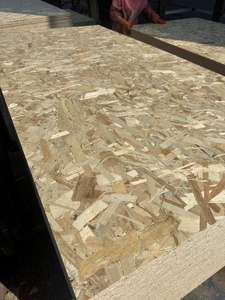 Prezzo di fabbrica di alta qualità OSB 3 piastra 9/12/18MM 4X8 piedi 1220X2440MM compensato decorazione interna truciolare OSB - Product Image 4