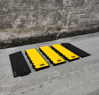 kkmark Protège-câble amovible à 5 canaux pour rallonges, protection pour personnes à mobilité réduite, couvercle de rampe