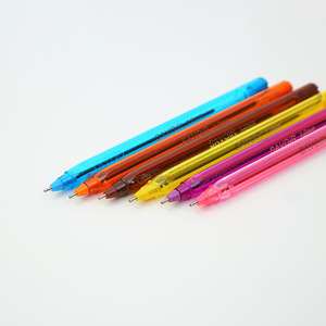 Bolígrafo Promocional de Plástico Transparente con Punta de Bola, Personalizable con Logotipo, Tinta Multicolor, para Oficina/Escuela, Superventas en China - Product Image 3