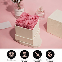 Boîte cadeau de 4 roses éternelles préservées - Roses véritables durables pour Noël et la Saint-Valentin Rose