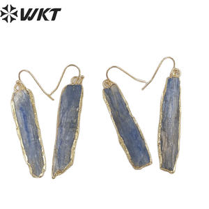 Gli <span class=keywords><strong>orecchini</strong></span> <span class=keywords><strong>blu</strong></span> naturali della cianite della pietra preziosa grezza di WT-E137, oro di pietra grezzo hanno immerso gli <span class=keywords><strong>orecchini</strong></span> per le donne ciondolano gli <span class=keywords><strong>orecchini</strong></span> del pendente - Product Image 2