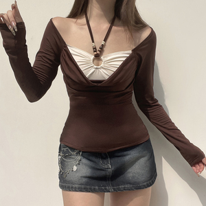 เสื้อยืดแขนยาวถักสไตล์ Y2K แต่งลูกปัด ดีไซน์เสื้อสองชิ้นปลอม สายคล้องคอแบบวงแหวน รับสกรีนโลโก้ เสื้อออกกำลังกายสำหรับผู้หญิง - Product Image 5