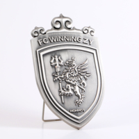 Trophées Métalliques Personnalisés Plaqué Or Écologiques Holywell 2026 – Cadeaux d'Entreprise et Souvenirs Promotionnels pour l'Europe