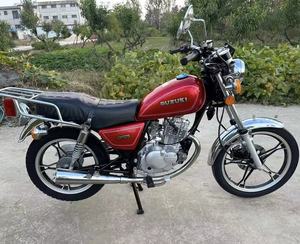 Suzuki GN125 con Frenos de Disco de Alta Gama y Sistema de Arranque Eléctrico Doble - Product Image 5
