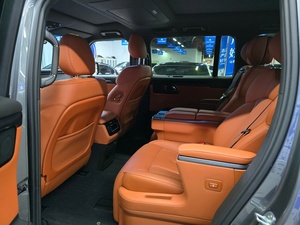 Jishi 01 d'occasion, édition <span class=keywords><strong>2023</strong></span>, SUV hybride premium 6 places 5 portes de taille moyenne-grande, conduite à gauche - Product Image 5