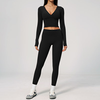 Set Pakaian Olahraga Wanita Logo Kustom, Atasan Crop Top Lengan Panjang Berkerut, Legging Yoga Kontrol Perut Elastis Tinggi, Setelan Fitness Dua Potong