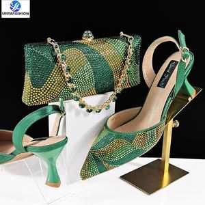 Chaussures à Talons Hauts Italiennes Assorties Tendances, <span class=keywords><strong>Escarpins</strong></span> Femme Nouveau Design, Prix de Gros, Ensemble de Chaussures et Sacs de <span class=keywords><strong>Luxe</strong></span> pour Femmes, Idéal pour Fêtes - Product Image 3