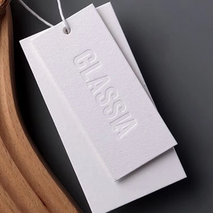 Etiquetas para colgar ropa personalizadas, venta al por mayor, papel especial, impresión a presión, etiqueta para colgar, impresión por puntos universal, etiqueta para colgar - Product Image 1