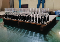 Ensemble de verres à pied noir martelé moderne en cristal transparent pour Martini et Champagne, idéal pour bar, fête, mariage, décoration intérieure