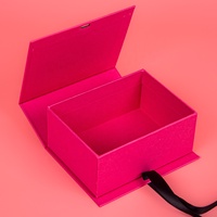 Boîtes rigides pliables magnétiques roses personnalisées pour cadeaux d'anniversaire avec laminage brillant/mat, emballage de montre recyclable