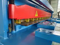 Machine de cisaillement électrique de plaque d'acier au carbone de Q11-3 X 2500 coupe et cisaillement automatiques de tôle avec le composant de moteur de noyau