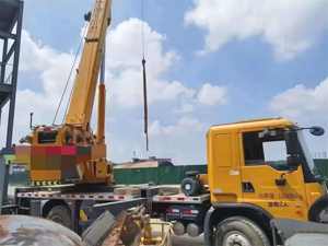 XCMG oficial de <span class=keywords><strong>segunda</strong></span> <span class=keywords><strong>mano</strong></span> 12 toneladas pequeño camión grúa móvil de 4 secciones XCT12L4 con buen precio - Product Image 3