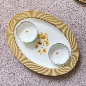 Hot Selling European Style Golden Ginkgo Pattern 33Pcs Luxury Porcelain <b>Dinner</b> <b>Set</b> Exquisite <b>Bone</b> <b>China</b> Plate Customized Logo - Product Image 4