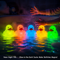 Jouets Canard en Caoutchouc Lumineux dans le Noir, Canard en Plastique PVC Nemo Luminescent, Jouet de Bain Canard Fluorescent à Couleur Changeante, Cadeaux de Fête