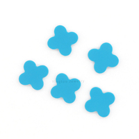 Prix de gros Pierre précieuse synthétique bleu turquoise en vrac Trèfle à quatre feuilles Pierre précieuse